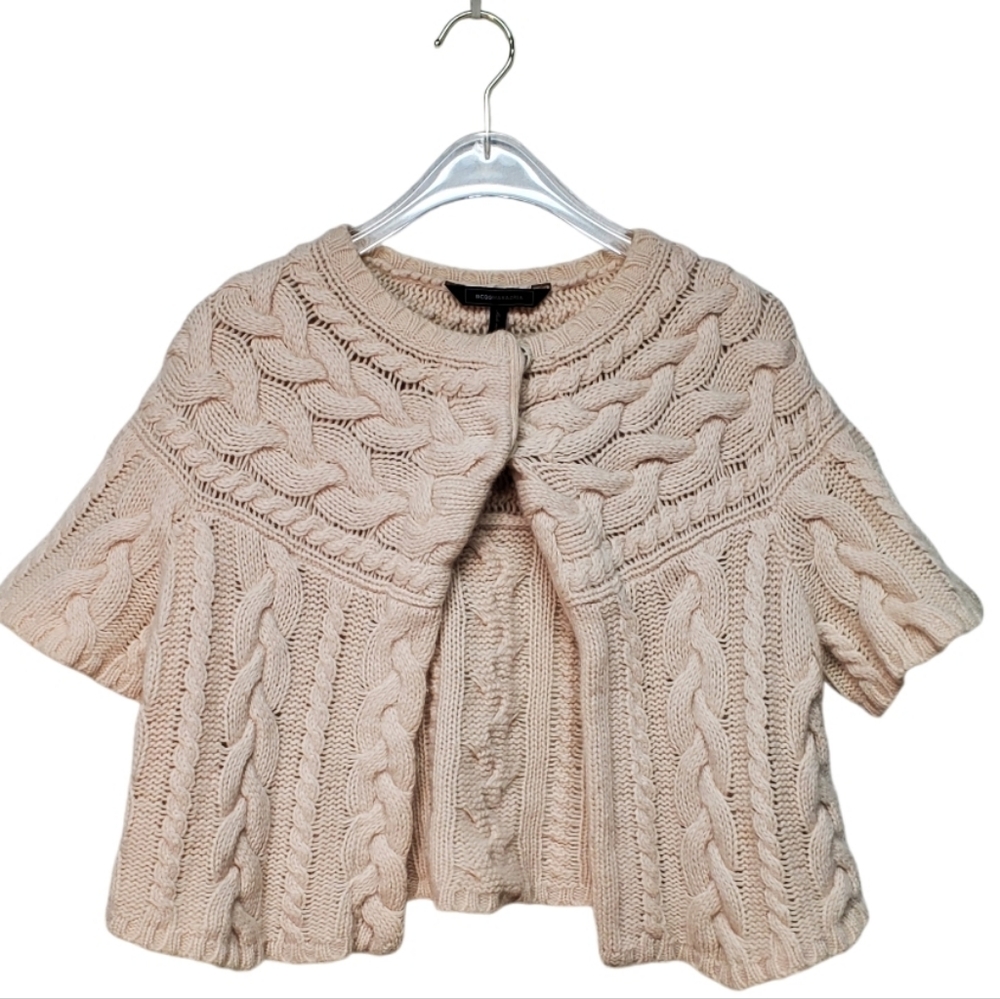 BCBGMAXAZRIA Beige Short Sleeve Cape Style 100% Wool Sweater Size XS